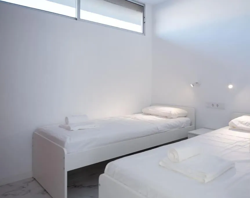 Apartamento Jogi Playa Del Ingles San Bartolome de Tirajana  Apartment San Bartolome de Tirajana (Gran Canaria)