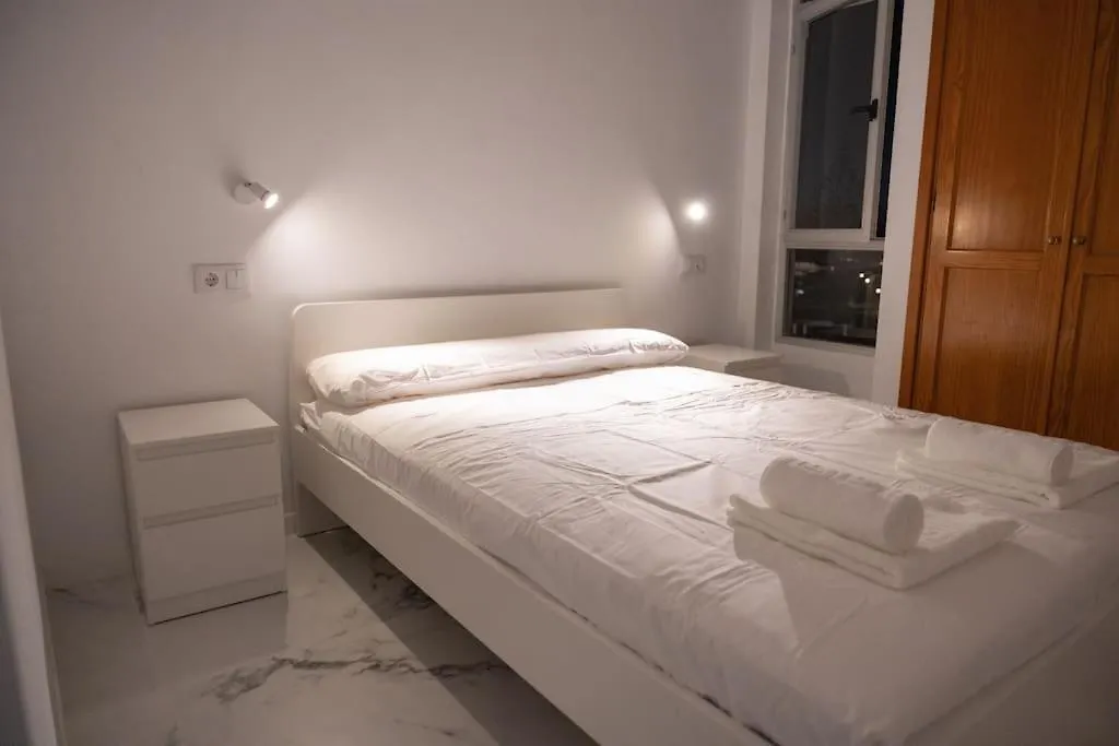 Apartamento Jogi Playa Del Ingles San Bartolome de Tirajana  Apartment San Bartolome de Tirajana (Gran Canaria)